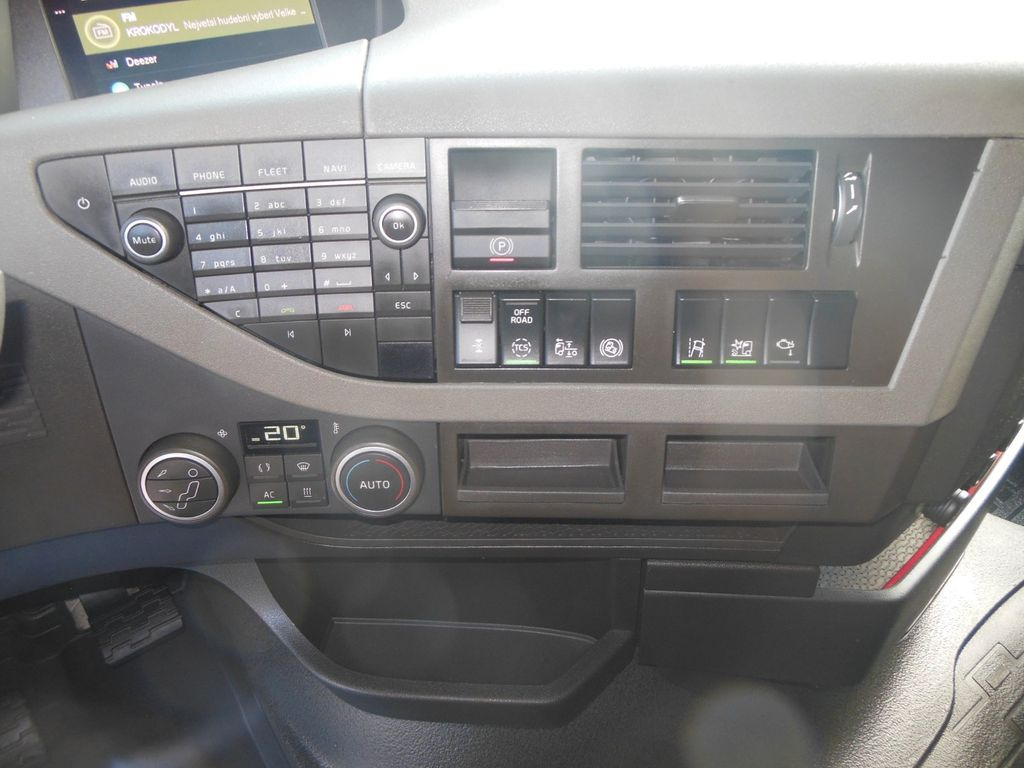 Влекач Volvo FH 13/500, GLOBE XL, HYDRAULIK, ALU FELGEN, TOP! Volvo FH 13/500, GLOBE XL, HYDRAULIK, ALU FELGEN, TOP!: снимка 19