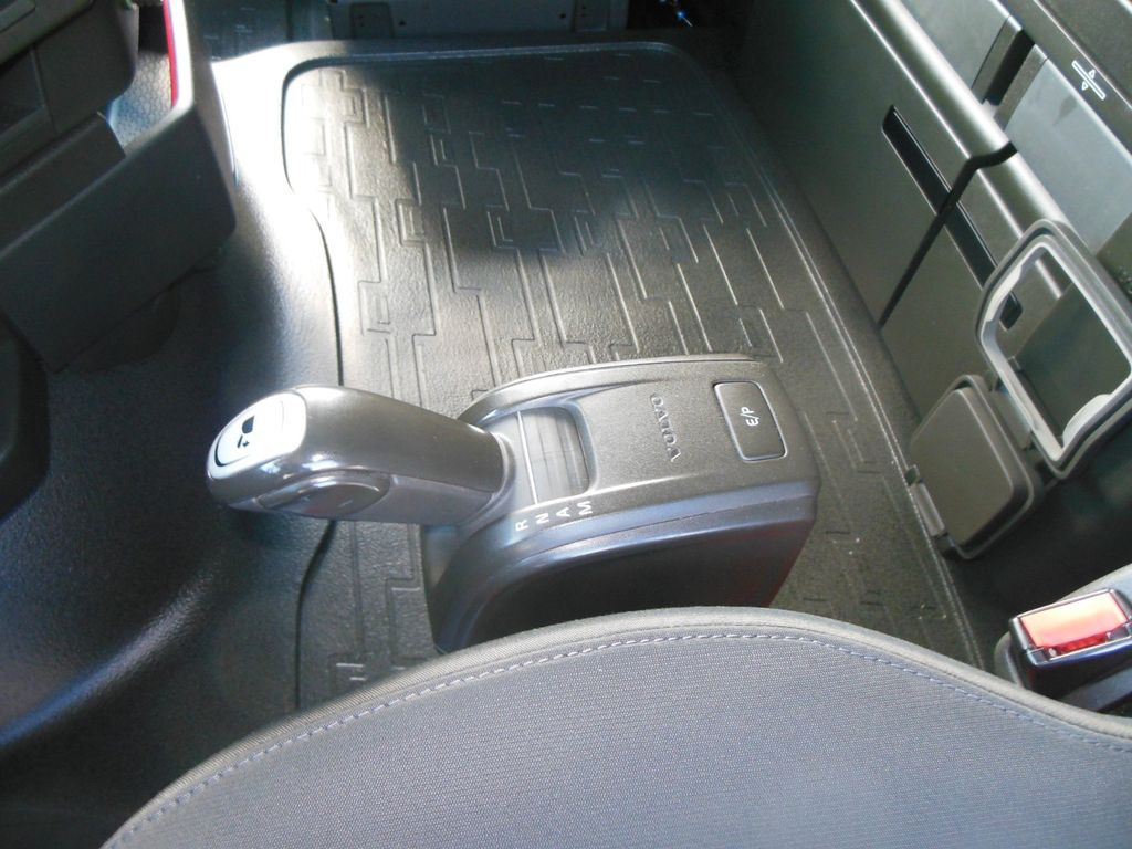 Влекач Volvo FH 13/500, GLOBE XL, HYDRAULIK, ALU FELGEN, TOP! Volvo FH 13/500, GLOBE XL, HYDRAULIK, ALU FELGEN, TOP!: снимка 13