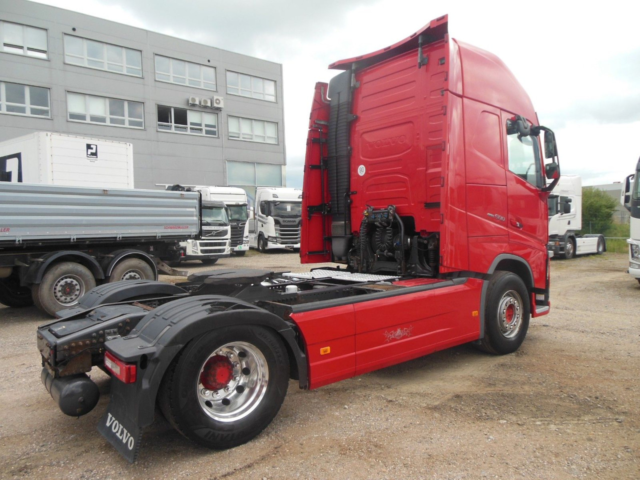Volvo FH 13/500, GLOBE XL, STANDART, I PARK COOL - Влекач: снимка 3 Volvo FH 13/500, GLOBE XL, STANDART, I PARK COOL - Влекач: снимка 3