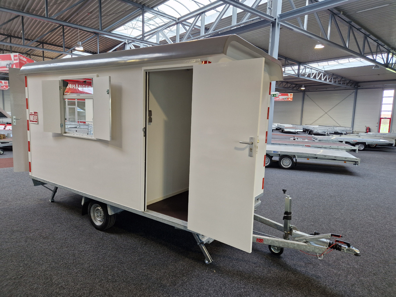 Bauwagen PTS 1400.390×188 Heizung Toilette 1400kg - Затворена каросерия ремарке: снимка 2 Bauwagen PTS 1400.390×188 Heizung Toilette 1400kg - Затворена каросерия ремарке: снимка 2