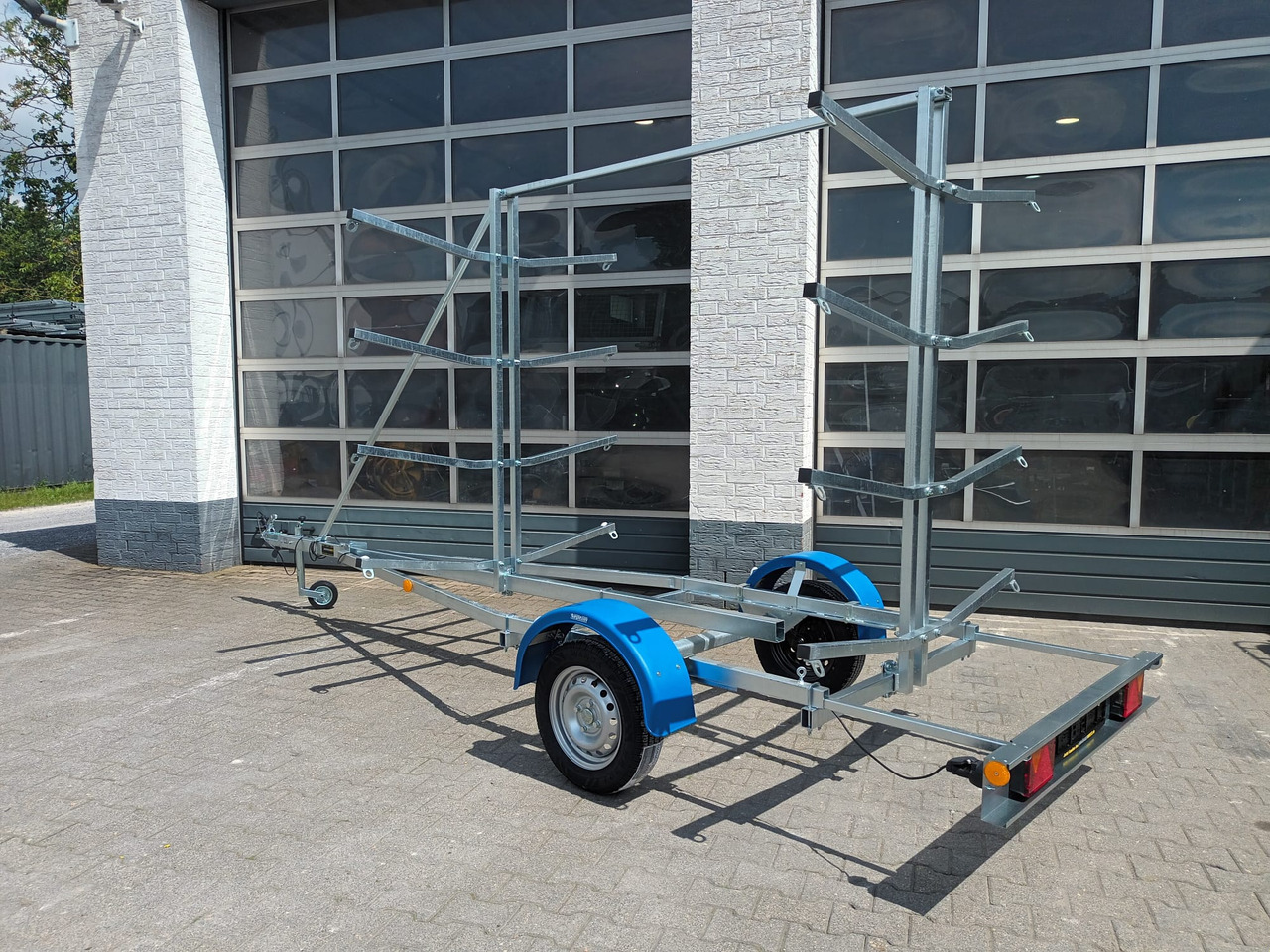 Bootsanhänger Boattrailer Neptun NAVY N7-17 KY Kanu Kajak SUP Board Gestell 750kg Modell 2024 - Колесар за лодка: снимка 3 Bootsanhänger Boattrailer Neptun NAVY N7-17 KY Kanu Kajak SUP Board Gestell 750kg Modell 2024 - Колесар за лодка: снимка 3