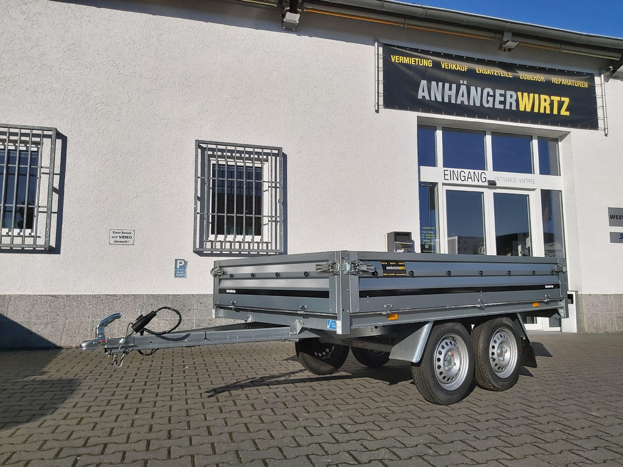Brenderup 3251 STU 750 250x142x35cm Tandemachse 13" (S) 750kg - Бордово ремарке/ Платформа: снимка 1 Brenderup 3251 STU 750 250x142x35cm Tandemachse 13" (S) 750kg - Бордово ремарке/ Платформа: снимка 1