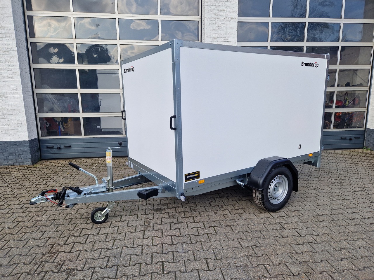 Brenderup Cargo Dynamic CD260 BD 260x155x150cm niedrig Hecktüren (S) 1300kg - Затворена каросерия ремарке: снимка 1 Brenderup Cargo Dynamic CD260 BD 260x155x150cm niedrig Hecktüren (S) 1300kg - Затворена каросерия ремарке: снимка 1