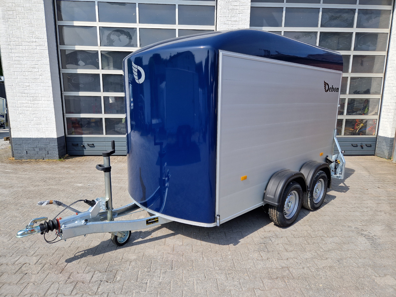 Cargo Roadster 500 312x167x199cm Alu Poly royalblue Pullman 100 km/H 2000kg Abverkauf - Затворена каросерия ремарке: снимка 5 Cargo Roadster 500 312x167x199cm Alu Poly royalblue Pullman 100 km/H 2000kg Abverkauf - Затворена каросерия ремарке: снимка 5