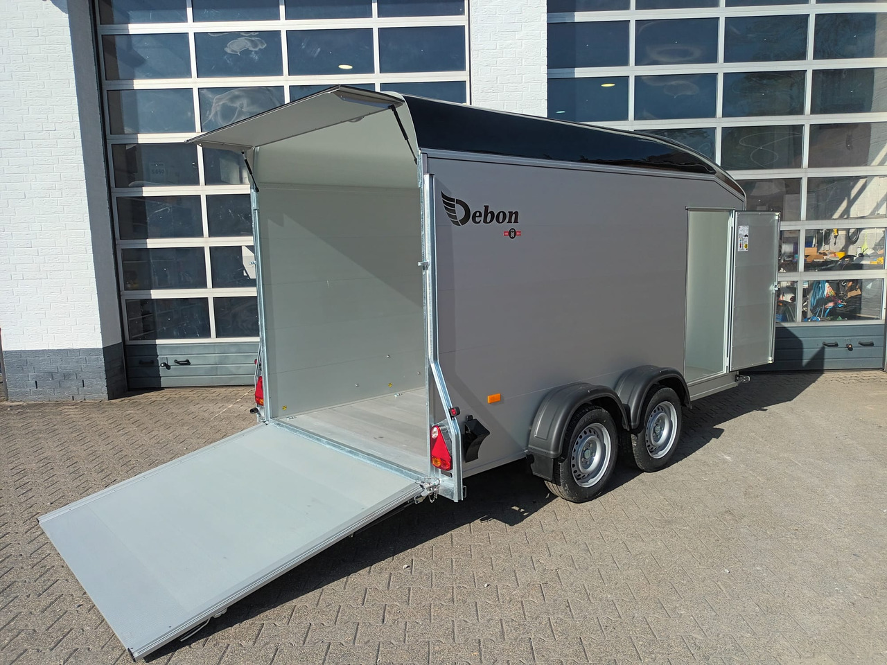 Cargo Roadster 700 375x180x200cm Alu Poly black Pullman 100km/H 2600kg Modell 2025 - Ремарке за кола: снимка 1 Cargo Roadster 700 375x180x200cm Alu Poly black Pullman 100km/H 2600kg Modell 2025 - Ремарке за кола: снимка 1