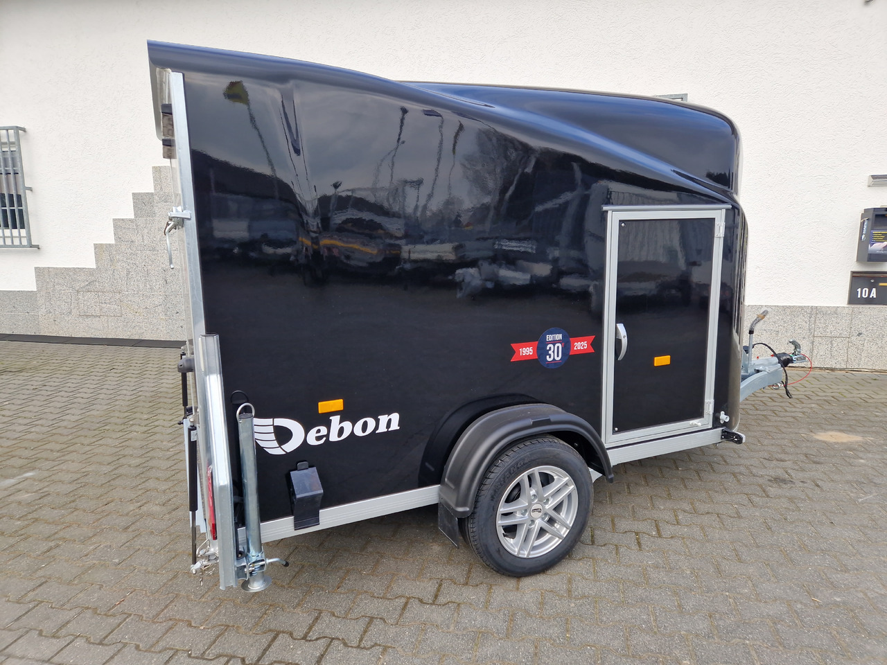 Debon Cargo 1300 300x152x168cm black Seitentür Alufelgen silver Pullman II 100km/H 1300kg Modell 25 - Ремарке за кола: снимка 5 Debon Cargo 1300 300x152x168cm black Seitentür Alufelgen silver Pullman II 100km/H 1300kg Modell 25 - Ремарке за кола: снимка 5