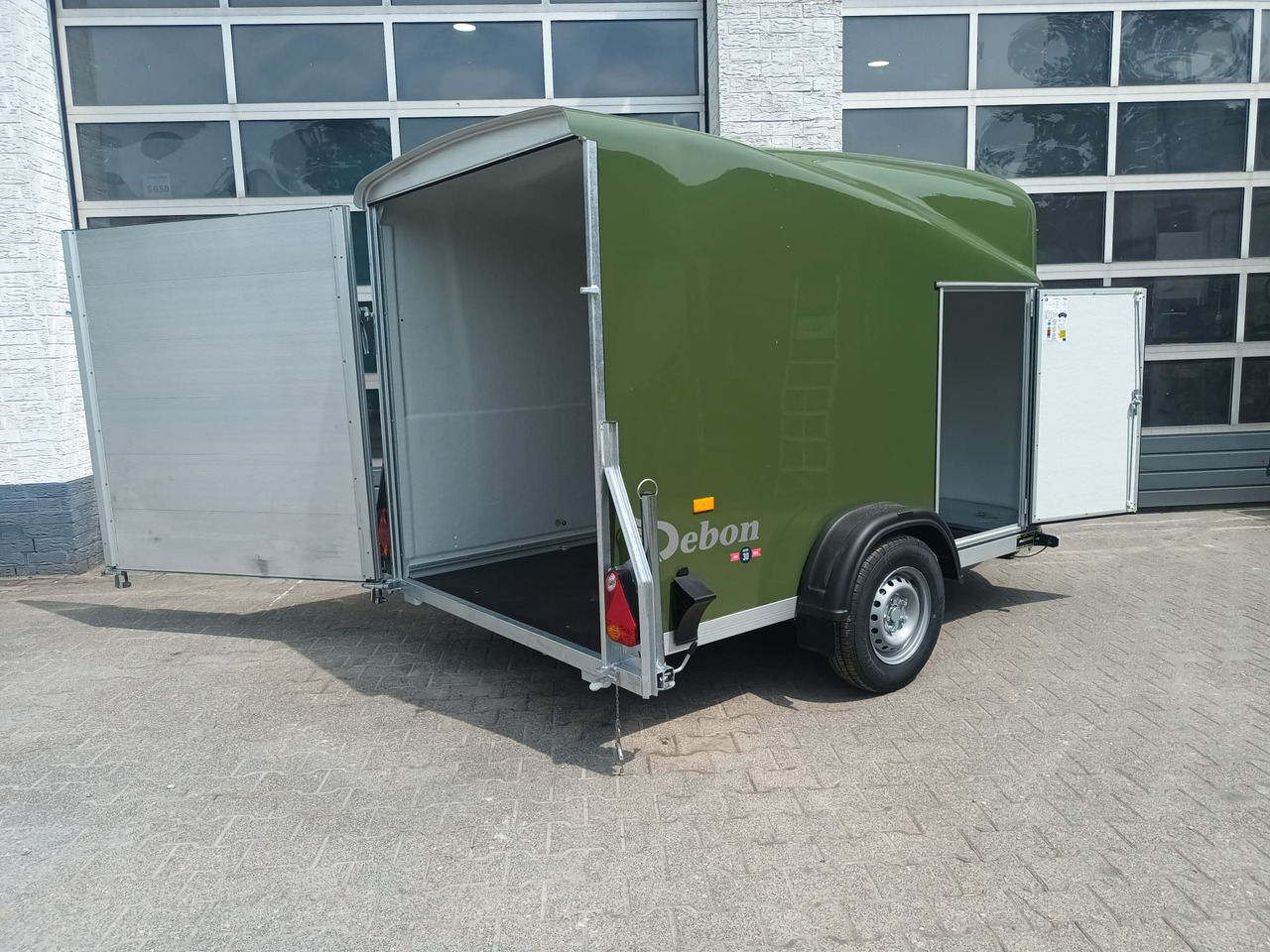 Debon Cargo 1300 300x152x168cm natur green Seitentür Pullman 1300kg 100km/H Juli Aktion 2025 - Ремарке за кола: снимка 3 Debon Cargo 1300 300x152x168cm natur green Seitentür Pullman 1300kg 100km/H Juli Aktion 2025 - Ремарке за кола: снимка 3