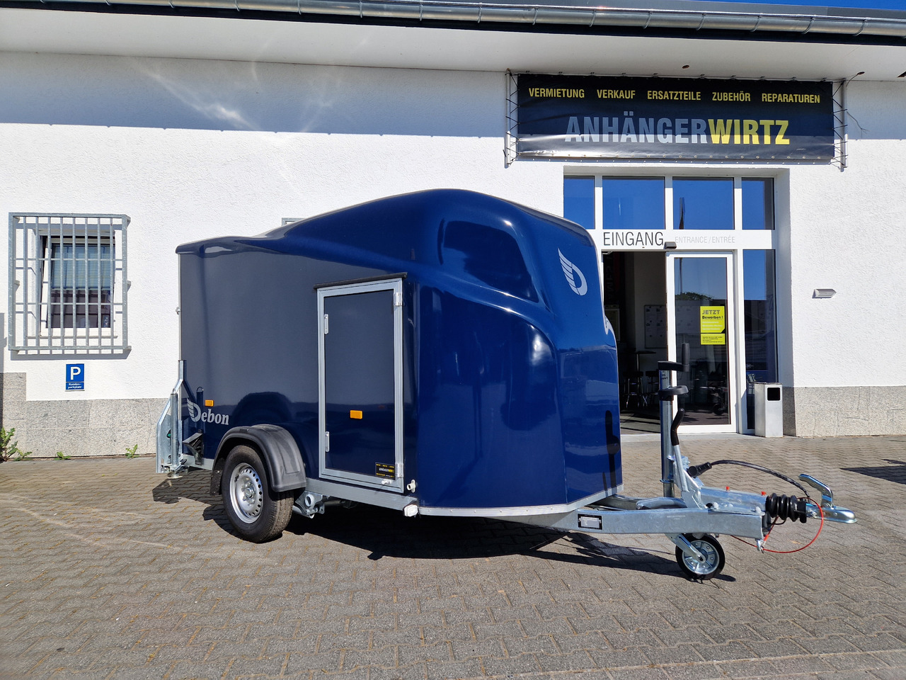 Debon Cargo 1300 300x152x168cm royal blau Seitentür 100km/H Pullman 1300kg - Затворена каросерия ремарке: снимка 1 Debon Cargo 1300 300x152x168cm royal blau Seitentür 100km/H Pullman 1300kg - Затворена каросерия ремарке: снимка 1
