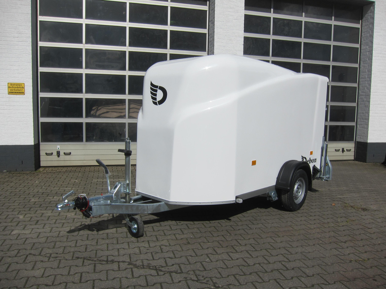 Debon Cargo 1300 300x152x168cm white Pullman II 1300kg 100km/H Modell 2024 - Затворена каросерия ремарке: снимка 1 Debon Cargo 1300 300x152x168cm white Pullman II 1300kg 100km/H Modell 2024 - Затворена каросерия ремарке: снимка 1