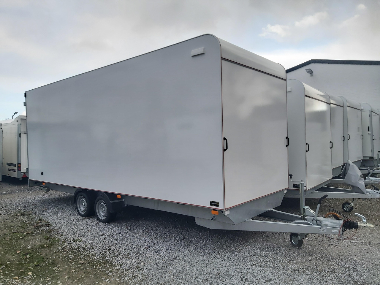 Hochlader Koffer TFSP 600T.00 600x200x210cm aero Zurrsystem 13" (XXXL) 100km/h 3500kg - Затворена каросерия ремарке: снимка 1 Hochlader Koffer TFSP 600T.00 600x200x210cm aero Zurrsystem 13" (XXXL) 100km/h 3500kg - Затворена каросерия ремарке: снимка 1