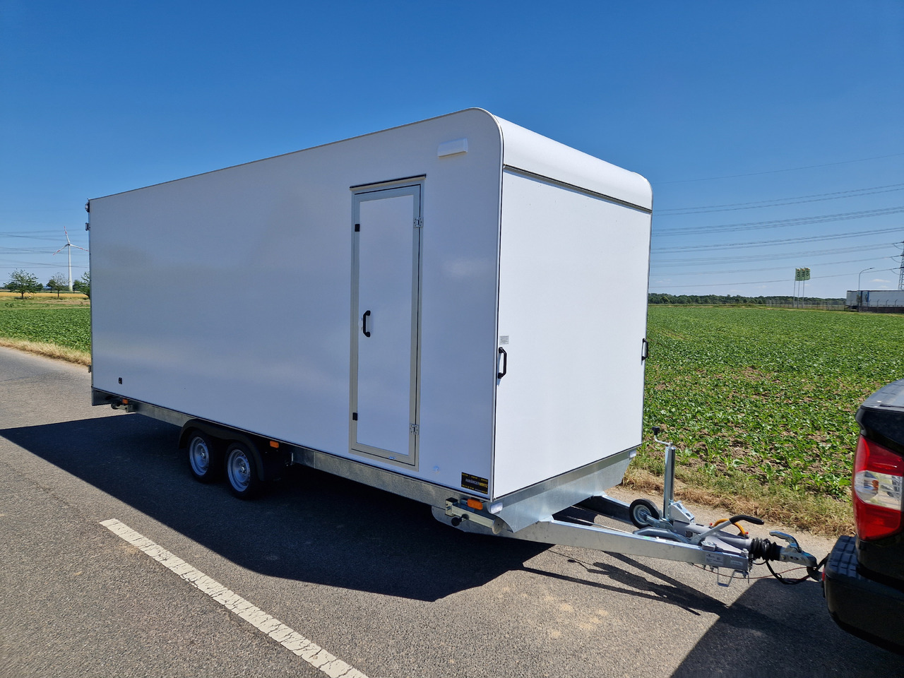 Hochlader Koffer TFSP 600T.00 600x200x220cm extrahoch Seitentür IL (XXXL) 3500kg 100km/H - Затворена каросерия ремарке: снимка 3 Hochlader Koffer TFSP 600T.00 600x200x220cm extrahoch Seitentür IL (XXXL) 3500kg 100km/H - Затворена каросерия ремарке: снимка 3