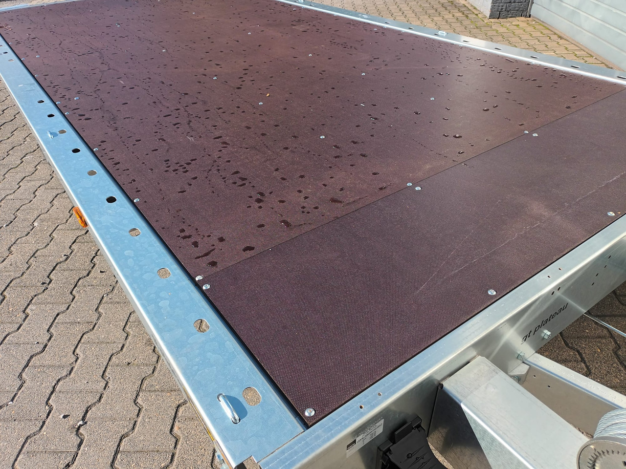 Martz GT PLATAU 450/2 450x216cm Auffahrrampen Stahl 10" 3000kg - Бордово ремарке/ Платформа: снимка 4 Martz GT PLATAU 450/2 450x216cm Auffahrrampen Stahl 10" 3000kg - Бордово ремарке/ Платформа: снимка 4