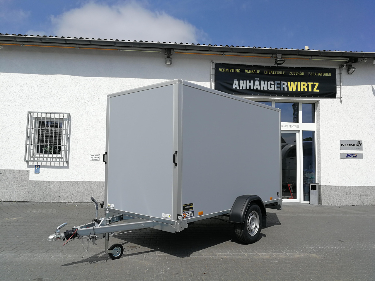 Saris Koffer GO 306 306x154x180cm GFK grau (M) 1500kg Modell 2025 - Затворена каросерия ремарке: снимка 1 Saris Koffer GO 306 306x154x180cm GFK grau (M) 1500kg Modell 2025 - Затворена каросерия ремарке: снимка 1