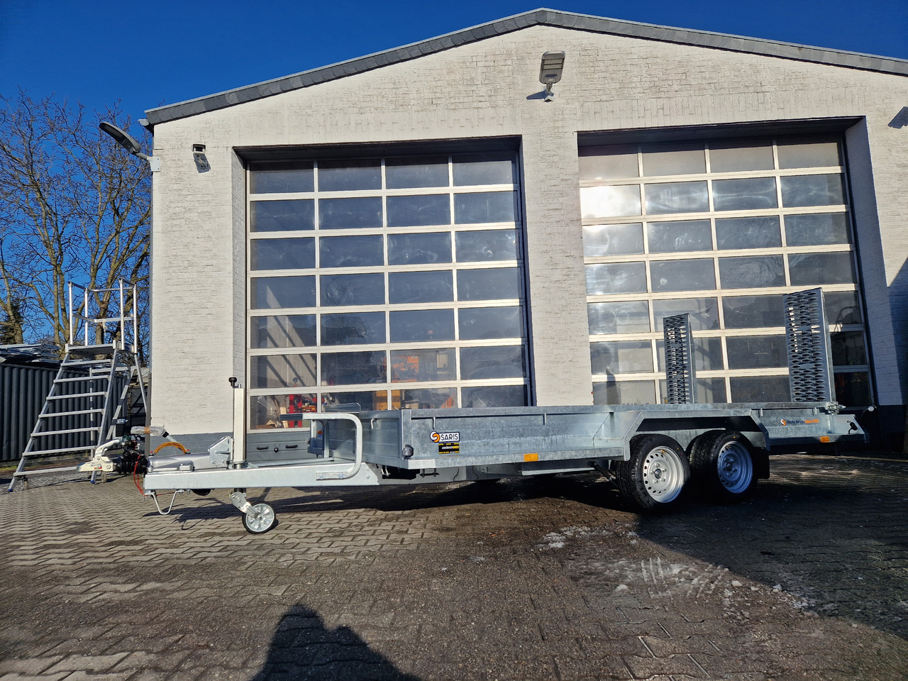 Saris Magnum MAXX 3500 406x182x30cm force one Rampen Schaufelablage 100km/H 3500kg Januar Aktion - Ремарке за строителна техника: снимка 5 Saris Magnum MAXX 3500 406x182x30cm force one Rampen Schaufelablage 100km/H 3500kg Januar Aktion - Ремарке за строителна техника: снимка 5