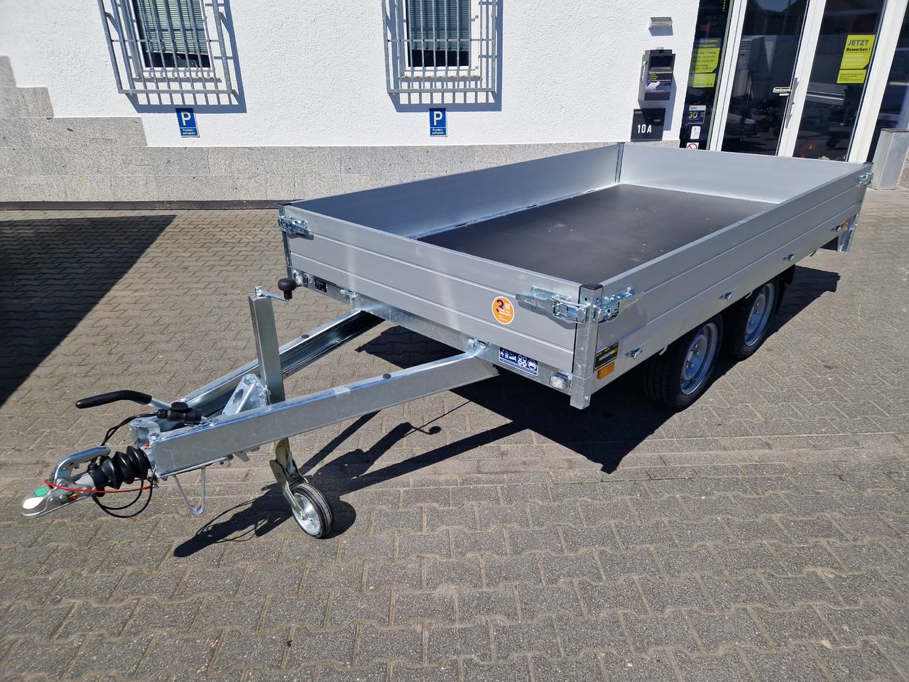 Saris PL 306 170 2000 2 306x170x30cm 13" (M) 2000kg Top Seller Aktion - Бордово ремарке/ Платформа: снимка 1 Saris PL 306 170 2000 2 306x170x30cm 13" (M) 2000kg Top Seller Aktion - Бордово ремарке/ Платформа: снимка 1