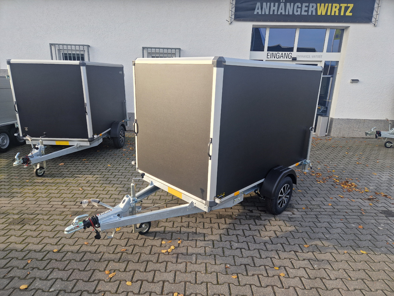 Ремарке за мотор Variant C1315 C2 Edition black 258x148x157cm Alufelgen Heckrampe 1350kg 100km/H black deal: снимка 21