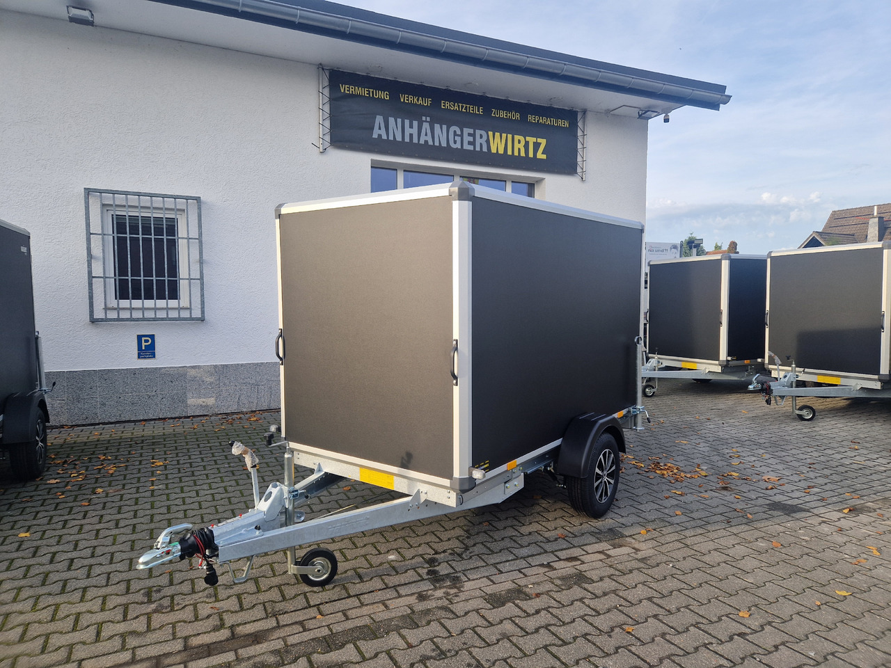 Ремарке за мотор Variant C1315 C2 Edition black 258x148x157cm Alufelgen Heckrampe 1350kg 100km/H black deal: снимка 19