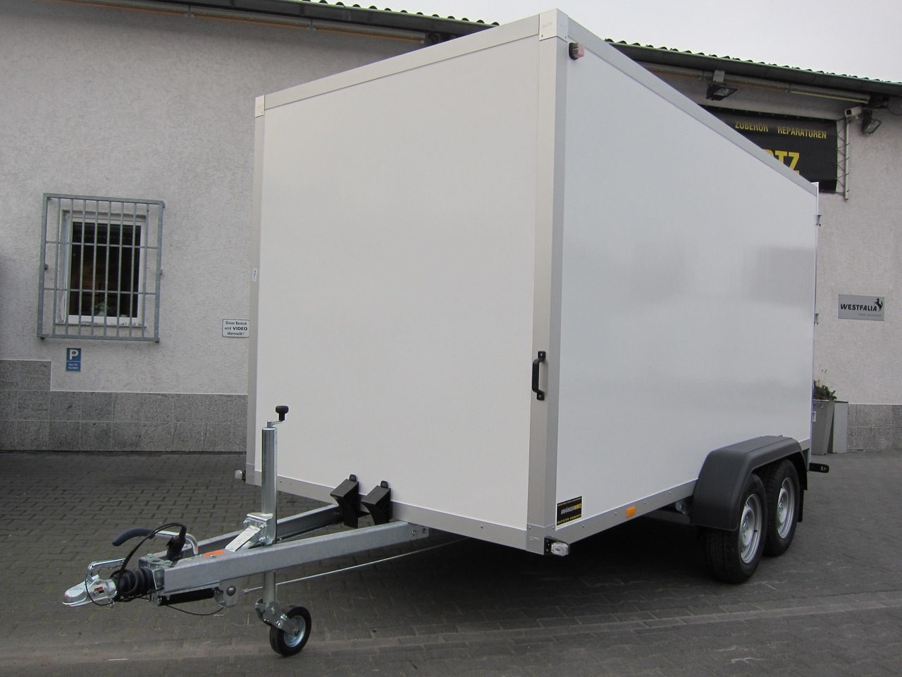 WM Meyer Koffer AZ 2740/185 S35 401x185x205cm (XL) 2700kg Januar Aktion - Затворена каросерия ремарке: снимка 4 WM Meyer Koffer AZ 2740/185 S35 401x185x205cm (XL) 2700kg Januar Aktion - Затворена каросерия ремарке: снимка 4