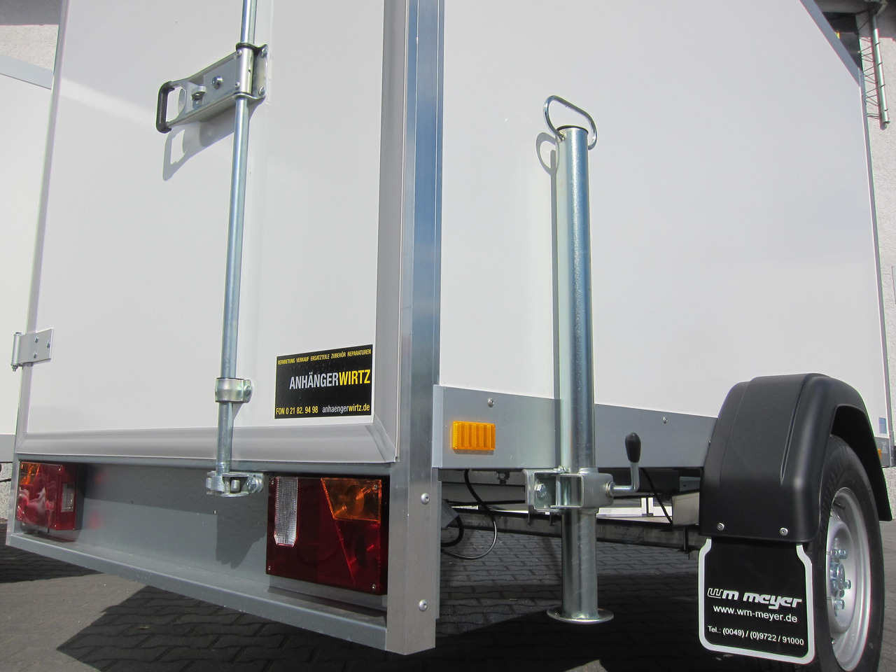 Лизинг на WM Meyer Koffer AZ 7525/126 150 S30 251x126x150cm (S) 750kg online Aktion Modell 2024 WM Meyer Koffer AZ 7525/126 150 S30 251x126x150cm (S) 750kg online Aktion Modell 2024: снимка 6 Лизинг на WM Meyer Koffer AZ 7525/126 150 S30 251x126x150cm (S) 750kg online Aktion Modell 2024 WM Meyer Koffer AZ 7525/126 150 S30 251x126x150cm (S) 750kg online Aktion Modell 2024: снимка 6