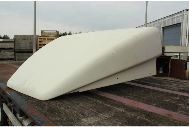 DAF 95 - Аеродинамика/ Спойлер: снимка 1 DAF 95 - Аеродинамика/ Спойлер: снимка 1