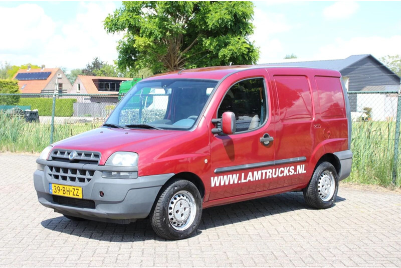 Fiat Doblò Cargo 1.9 JTD SCHUIFDEUR - Товарен бус: снимка 1 Fiat Doblò Cargo 1.9 JTD SCHUIFDEUR - Товарен бус: снимка 1