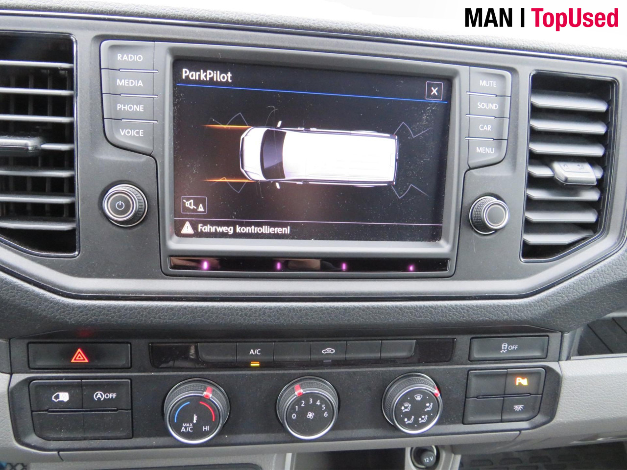 MAN TGE 3.140 4X2F L4H3 SB Kasten DSG Klima ZV - Товарен бус: снимка 4 MAN TGE 3.140 4X2F L4H3 SB Kasten DSG Klima ZV - Товарен бус: снимка 4