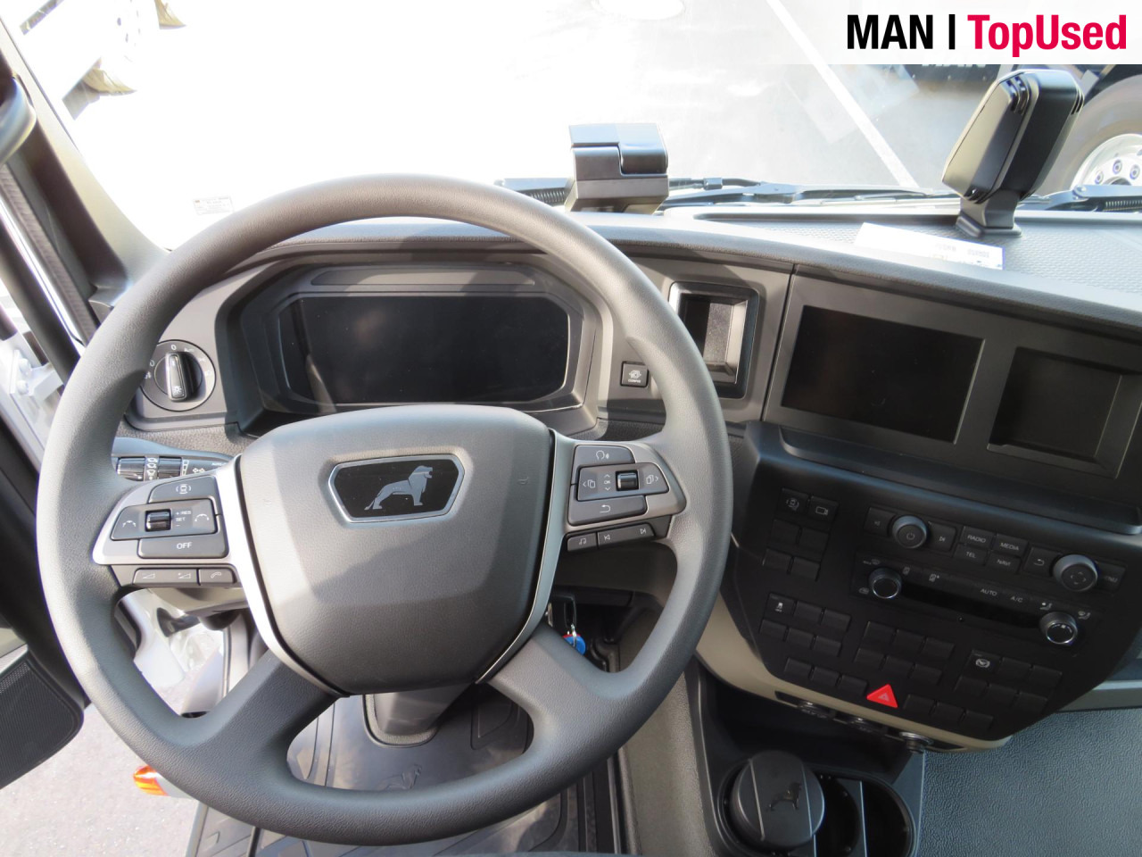 MAN TGL 12.220 4x2 BL CH JUNGE Koffer DHOLLANDIA LBW - Камион фургон: снимка 5 MAN TGL 12.220 4x2 BL CH JUNGE Koffer DHOLLANDIA LBW - Камион фургон: снимка 5