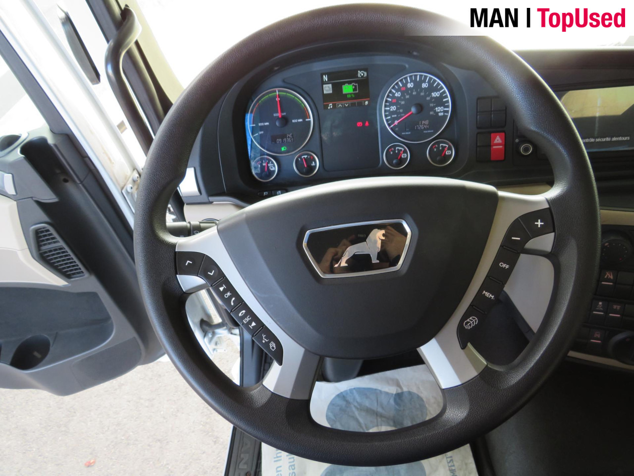 MAN eTGM 26.360 E 6X2-4 LL Kühlkoffer Klima Luftfeder - Рефрижератор камион, Eлектрически камион: снимка 4 MAN eTGM 26.360 E 6X2-4 LL Kühlkoffer Klima Luftfeder - Рефрижератор камион, Eлектрически камион: снимка 4