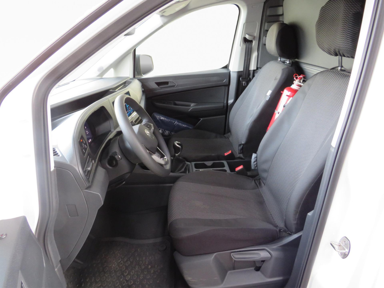VOLKSWAGEN Caddy Cargo 2.0 TDI 75 kW Klima ZV - Малък ван: снимка 2 VOLKSWAGEN Caddy Cargo 2.0 TDI 75 kW Klima ZV - Малък ван: снимка 2