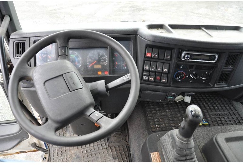 Volvo FL618 4X2 Kran/kapell - Камион с кран: снимка 5 Volvo FL618 4X2 Kran/kapell - Камион с кран: снимка 5