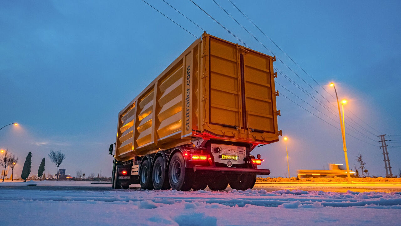 STU SCRAP METAL TIPPER TRAILER / 55M3 TO 71 M3 - Самосвал полуремарке: снимка 3 STU SCRAP METAL TIPPER TRAILER / 55M3 TO 71 M3 - Самосвал полуремарке: снимка 3