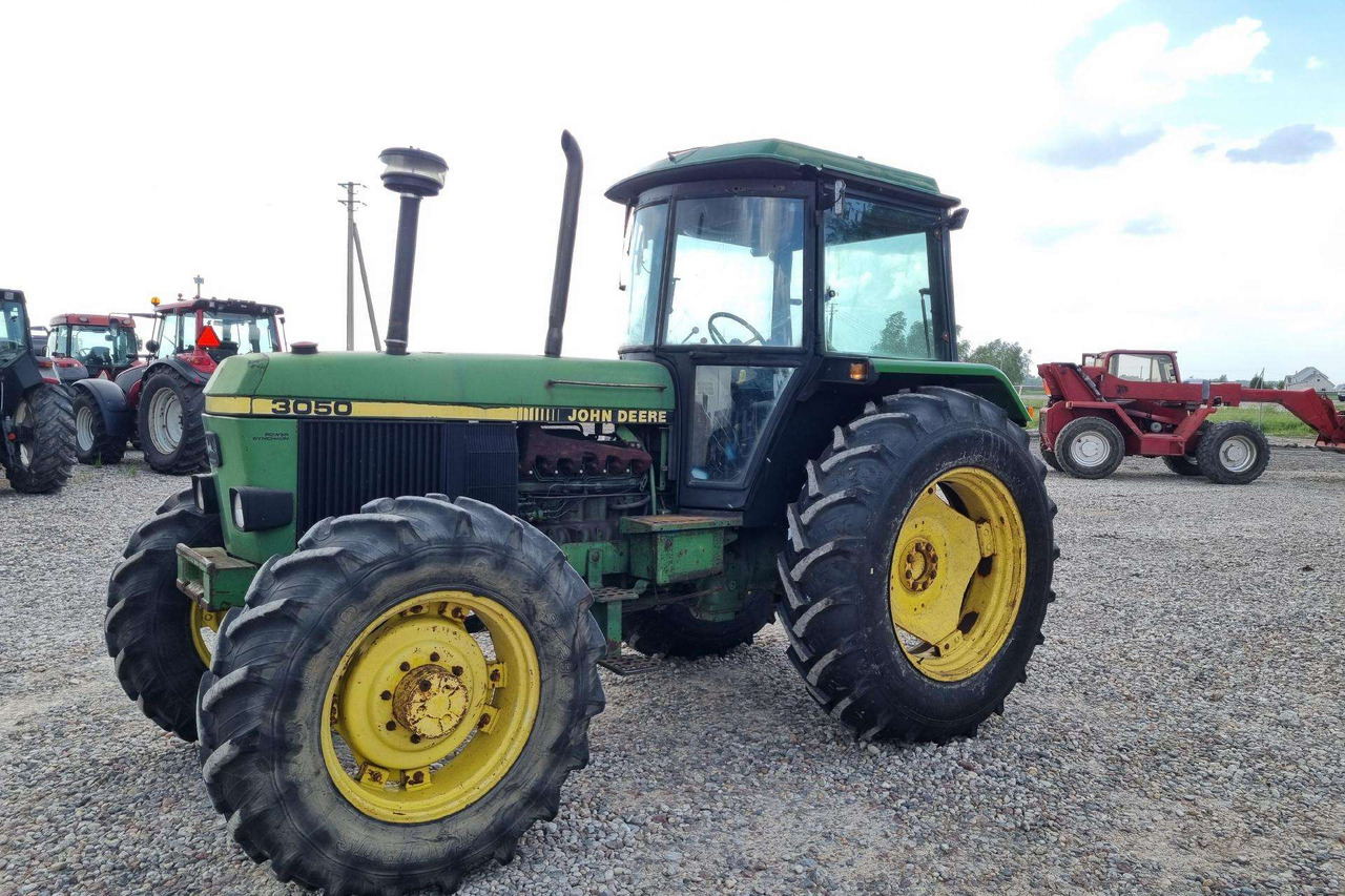 John Deere 3050 - Трактор: снимка 1 John Deere 3050 - Трактор: снимка 1