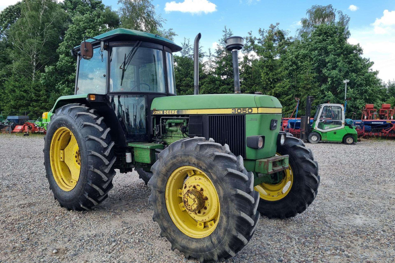 John Deere 3050 - Трактор: снимка 2 John Deere 3050 - Трактор: снимка 2