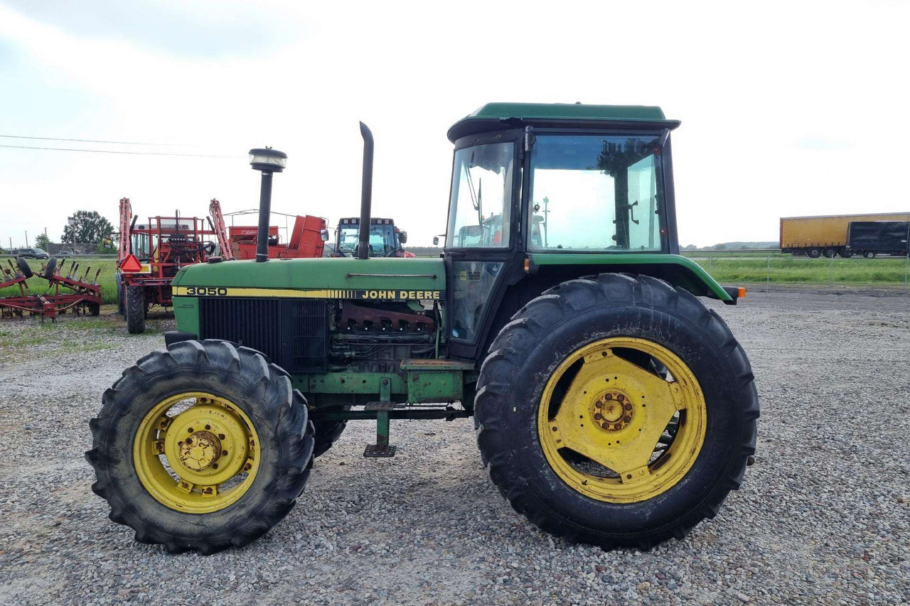 John Deere 3050 - Трактор: снимка 5 John Deere 3050 - Трактор: снимка 5