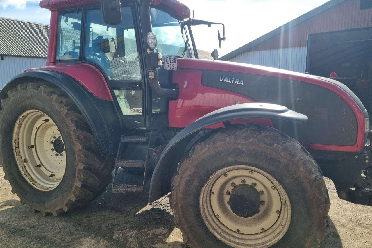 Valtra T190 - Трактор: снимка 3 Valtra T190 - Трактор: снимка 3