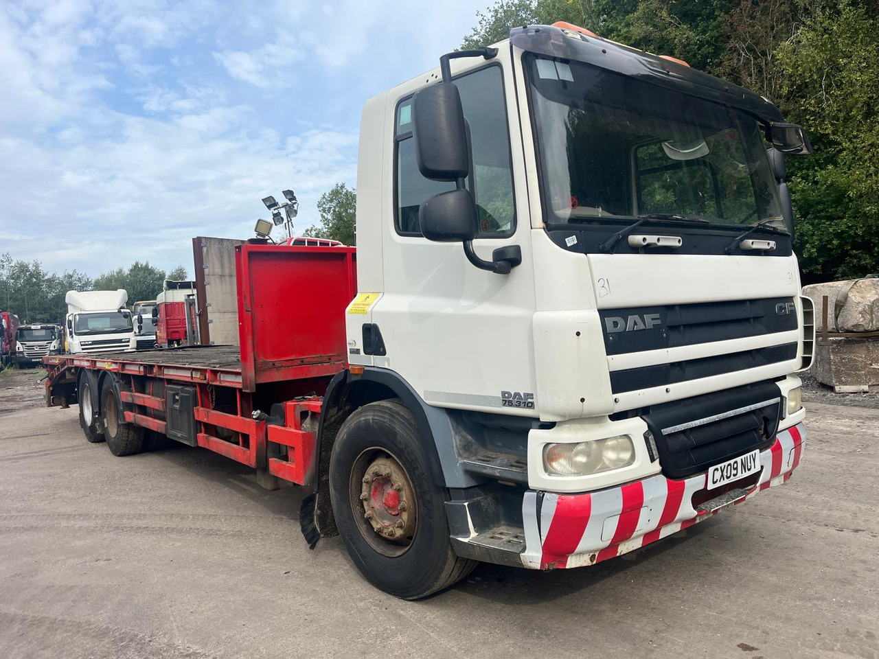 DAF 75 CF 310 - Бордови камион: снимка 2 DAF 75 CF 310 - Бордови камион: снимка 2