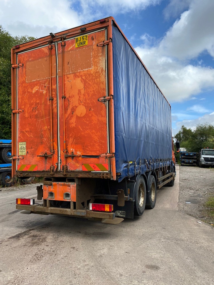 Daf 75 CF 310 6X2 Curtain side - Камион с брезент: снимка 4 Daf 75 CF 310 6X2 Curtain side - Камион с брезент: снимка 4