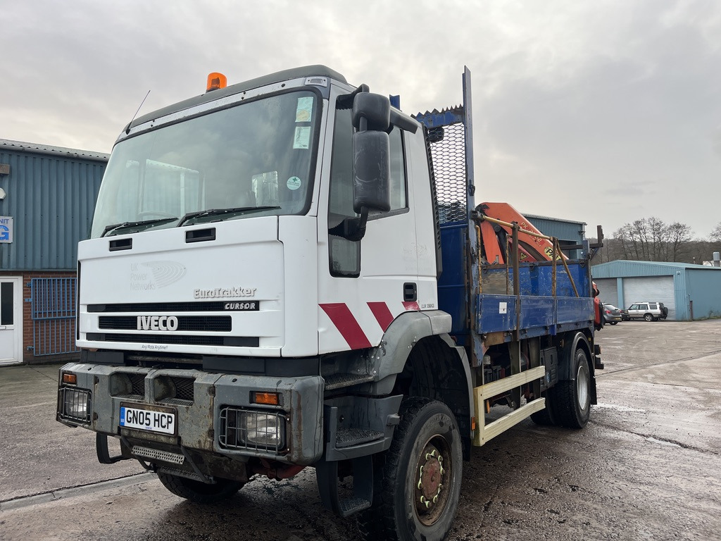 Iveco EuroTrakker 180E27 4x4 Rigid - Бордови камион: снимка 1 Iveco EuroTrakker 180E27 4x4 Rigid - Бордови камион: снимка 1