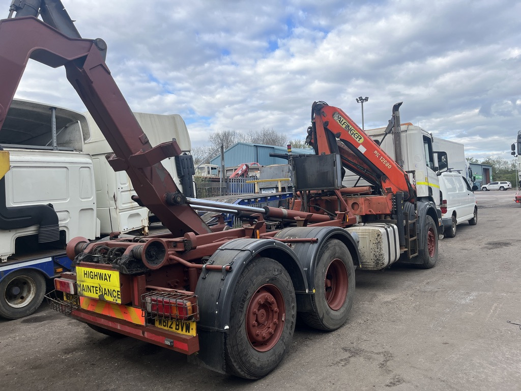 Scania 94D 260 6x2 Rigid - Самосвал камион: снимка 5 Scania 94D 260 6x2 Rigid - Самосвал камион: снимка 5