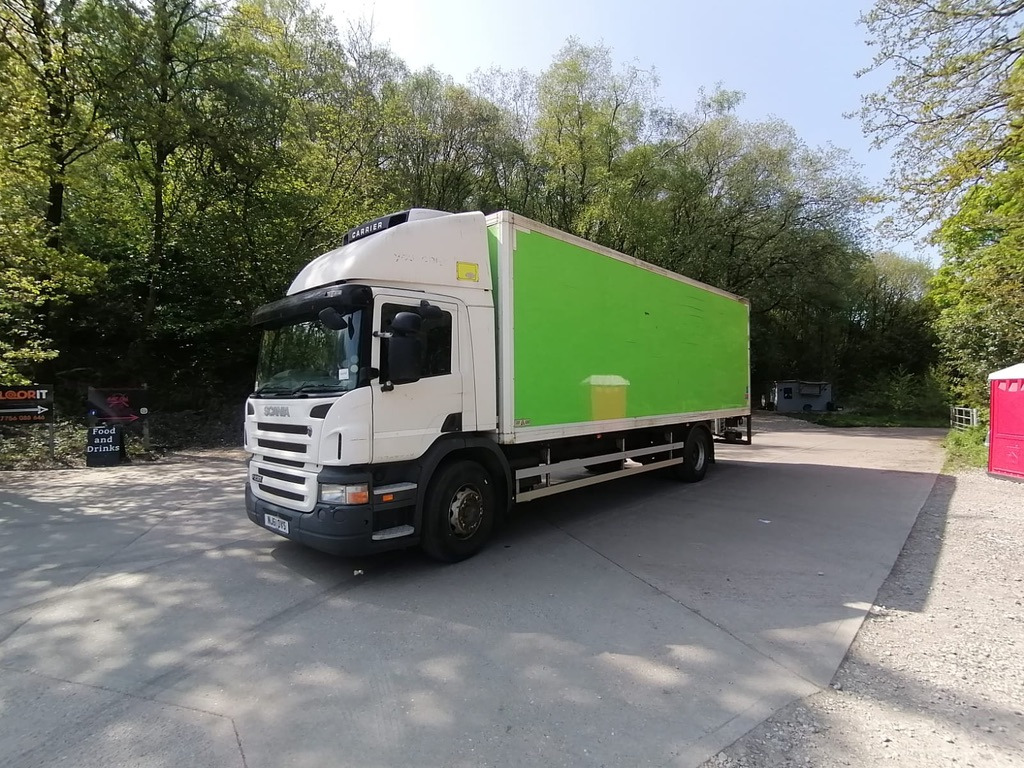 Scania P230 4x2 Box Van - Лекотоварен автомобил фургон: снимка 1 Scania P230 4x2 Box Van - Лекотоварен автомобил фургон: снимка 1
