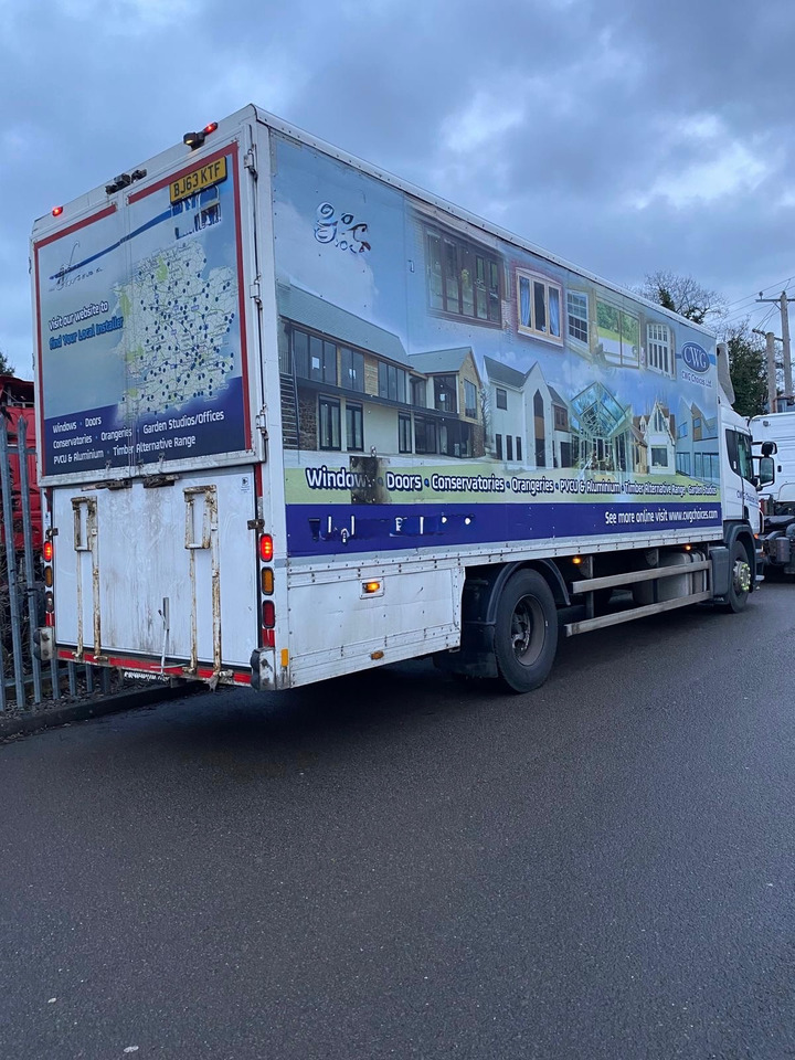 Scania P230 4x2 - Лекотоварен автомобил фургон: снимка 3 Scania P230 4x2 - Лекотоварен автомобил фургон: снимка 3