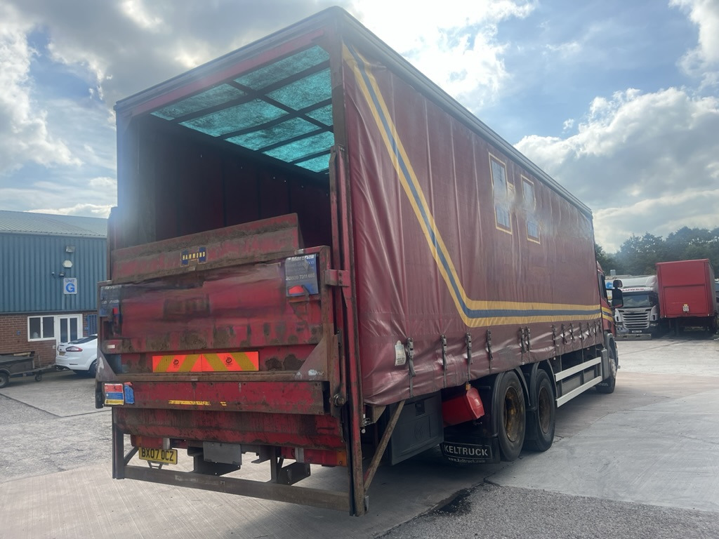 Scania P270 6x2 Curtain side. - Камион с брезент: снимка 3 Scania P270 6x2 Curtain side. - Камион с брезент: снимка 3