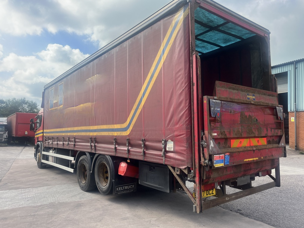 Scania P270 6x2 Curtain side. - Камион с брезент: снимка 4 Scania P270 6x2 Curtain side. - Камион с брезент: снимка 4