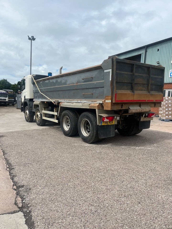 Самосвал камион Scania P410 8x4 Tipper: снимка 6