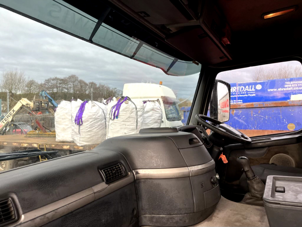 Лизинг на VOLVO FM9 260 6X2 VOLVO FM9 260 6X2: снимка 15