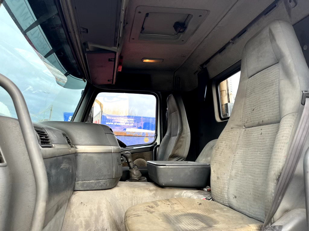 Лизинг на VOLVO FM9 260 6X2 VOLVO FM9 260 6X2: снимка 16