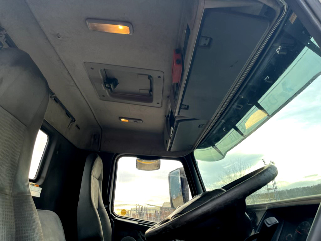 Лизинг на VOLVO FM9 260 6X2 VOLVO FM9 260 6X2: снимка 12