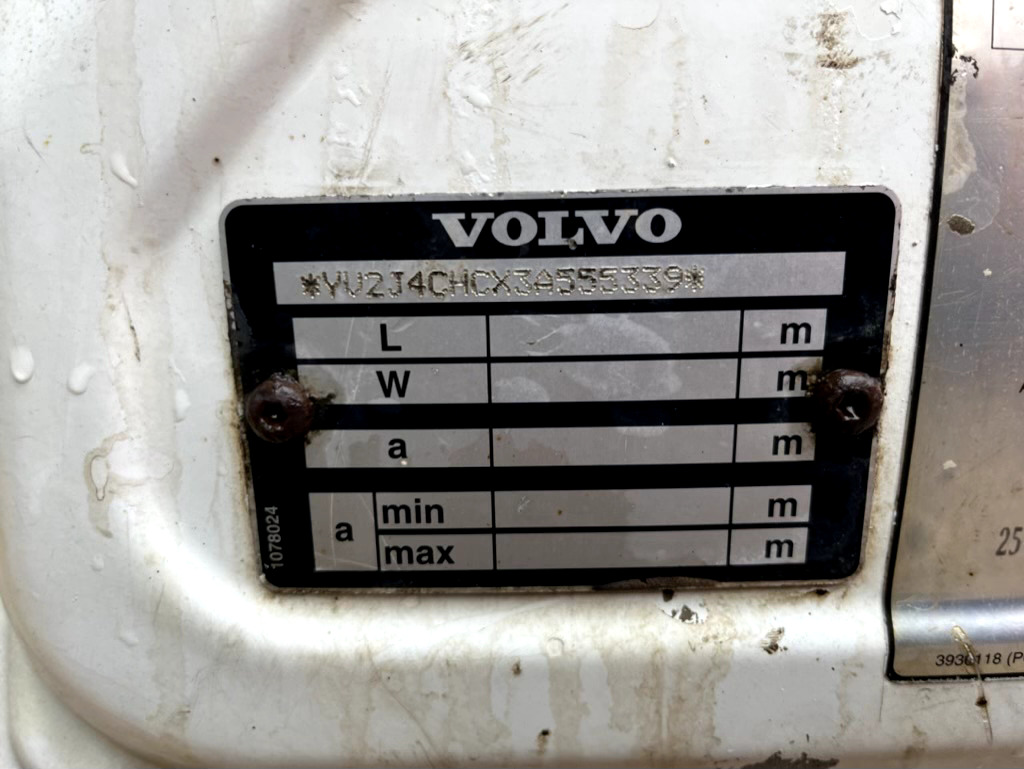 Лизинг на VOLVO FM9 260 6X2 VOLVO FM9 260 6X2: снимка 14