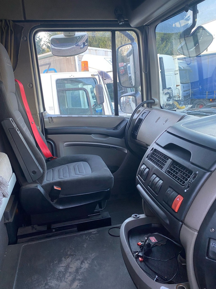 Влекач Daf 105XF 460 6x2 Tractor Unit: снимка 8