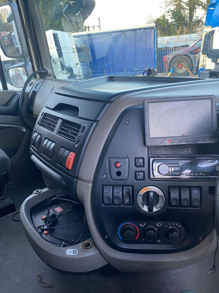 Влекач Daf 105XF 460 6x2 Tractor Unit: снимка 6